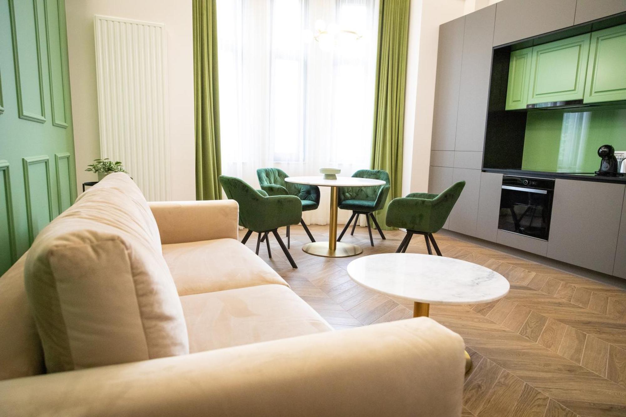 Poshspot Apartments Cluj-Napoca Exterior photo